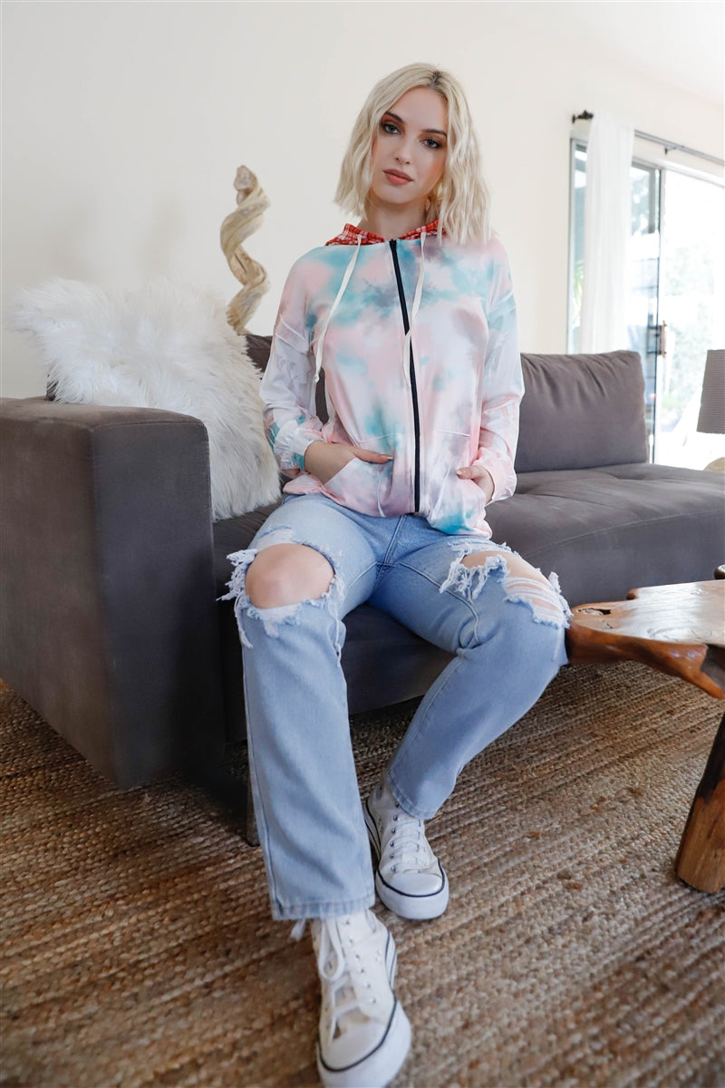 Feather & Tie-dye Print Contrast Plaid Hood Sweater - That Janis Style