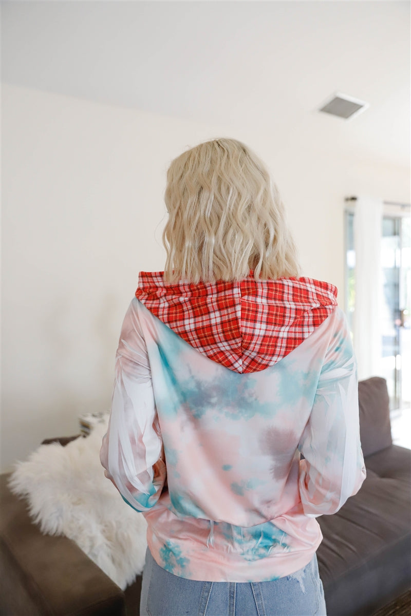 Feather & Tie-dye Print Contrast Plaid Hood Sweater - That Janis Style