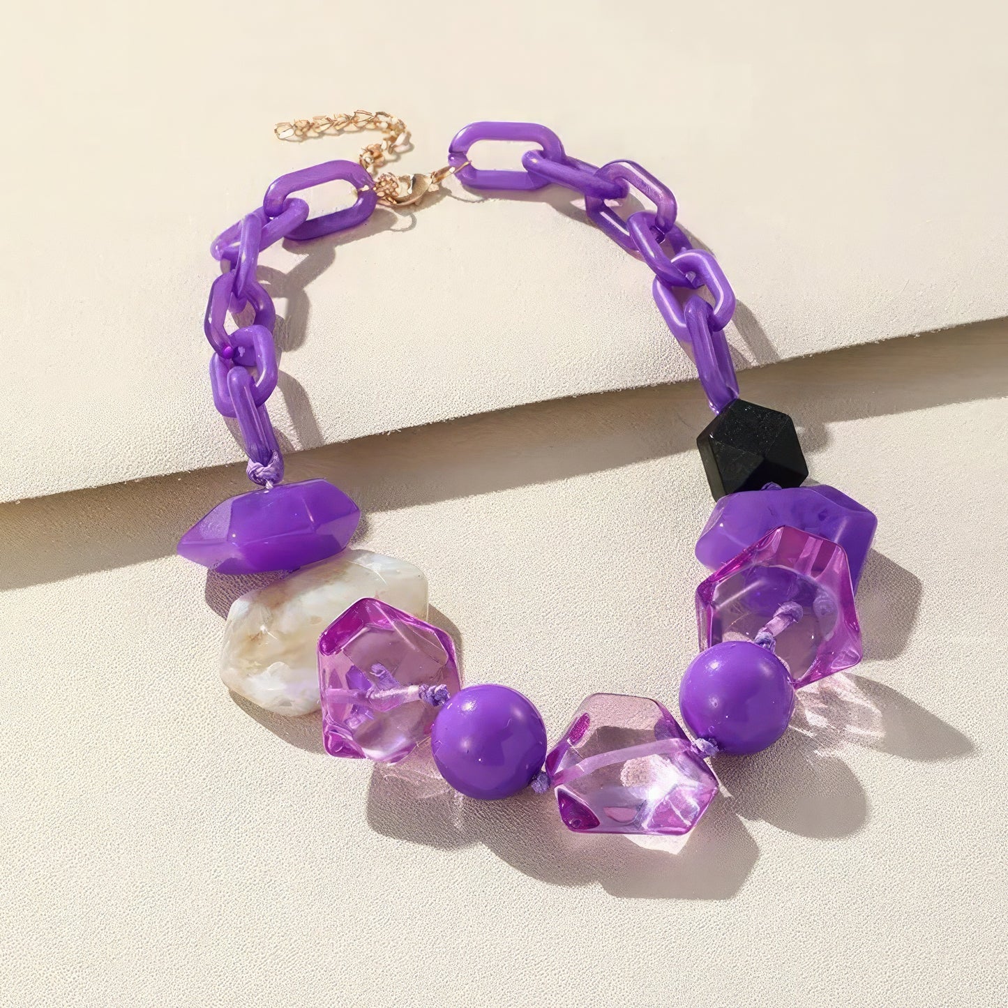 Chunky Beaded Oval Link Necklace - That Janis Style