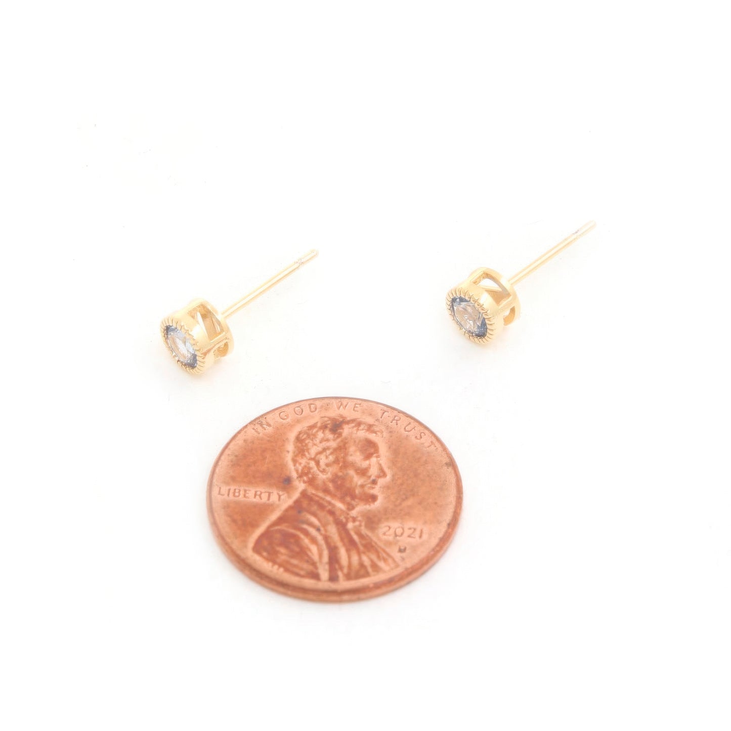 14k Gold Dipped Cz Round Earring - That Janis Style