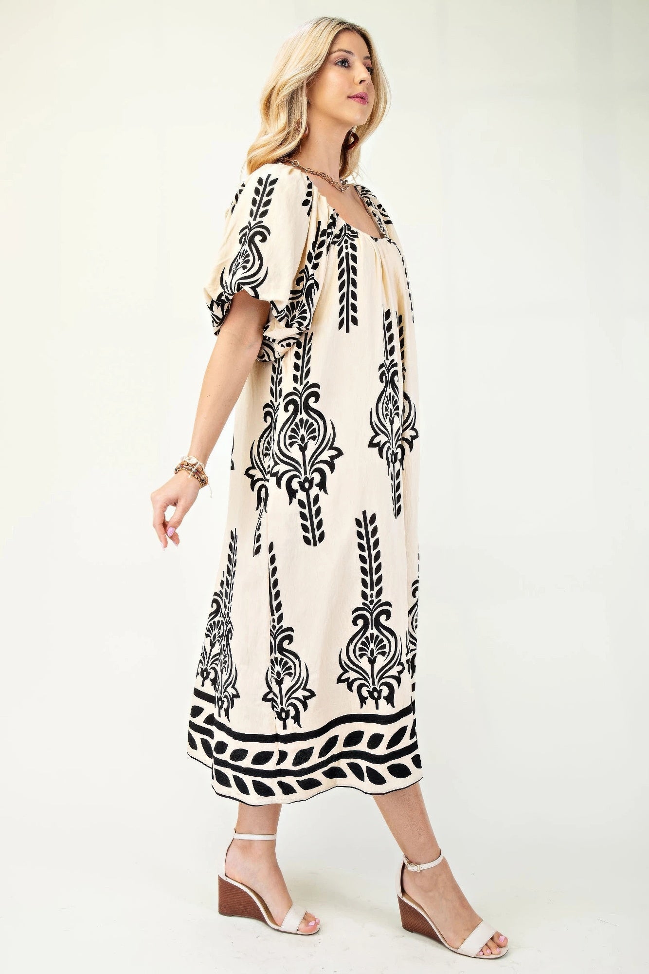 Printed Midi Dress With Short Puff Sleeves - That Janis Style