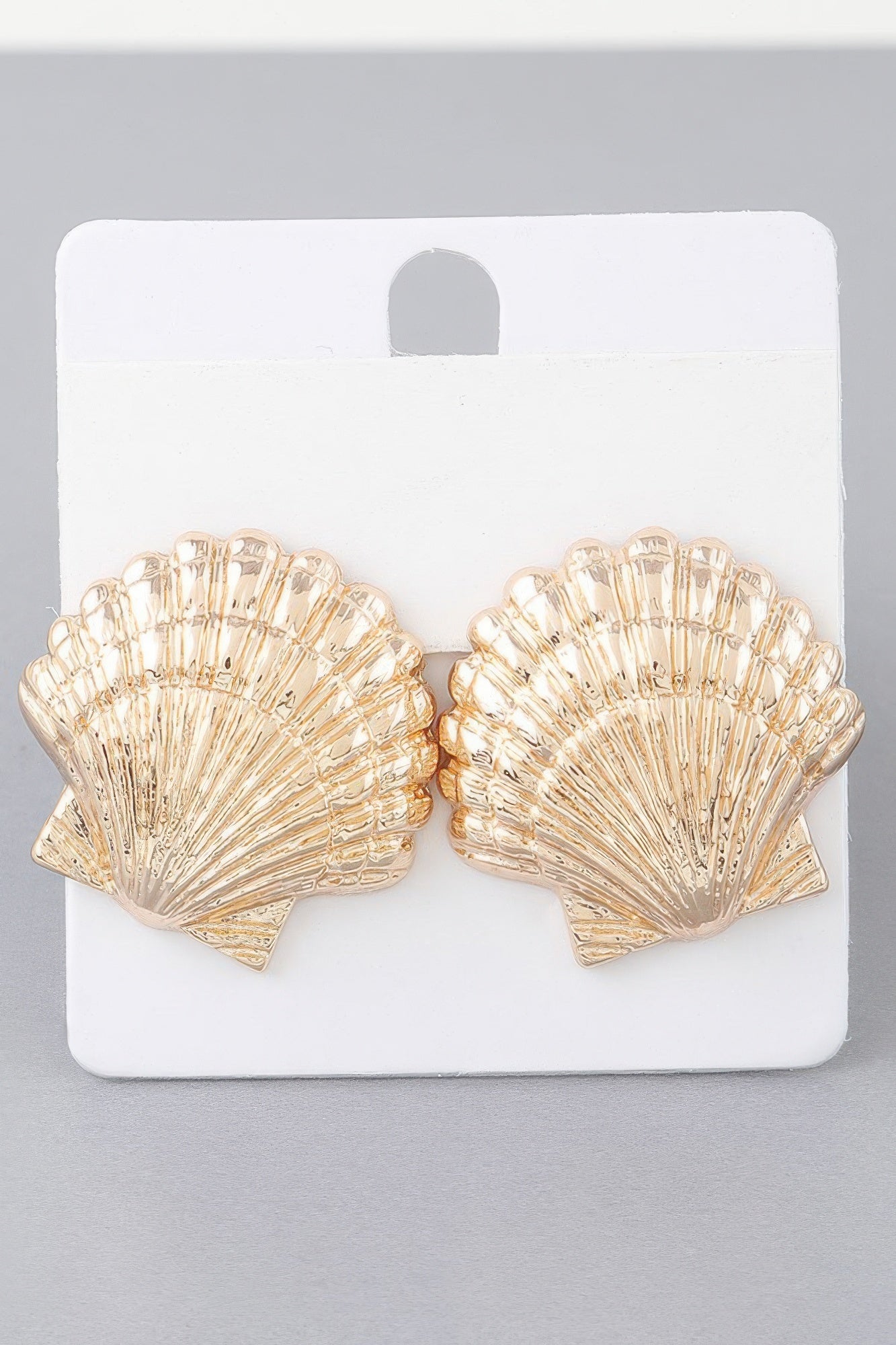 Majestic Clamshell Earrings - That Janis Style