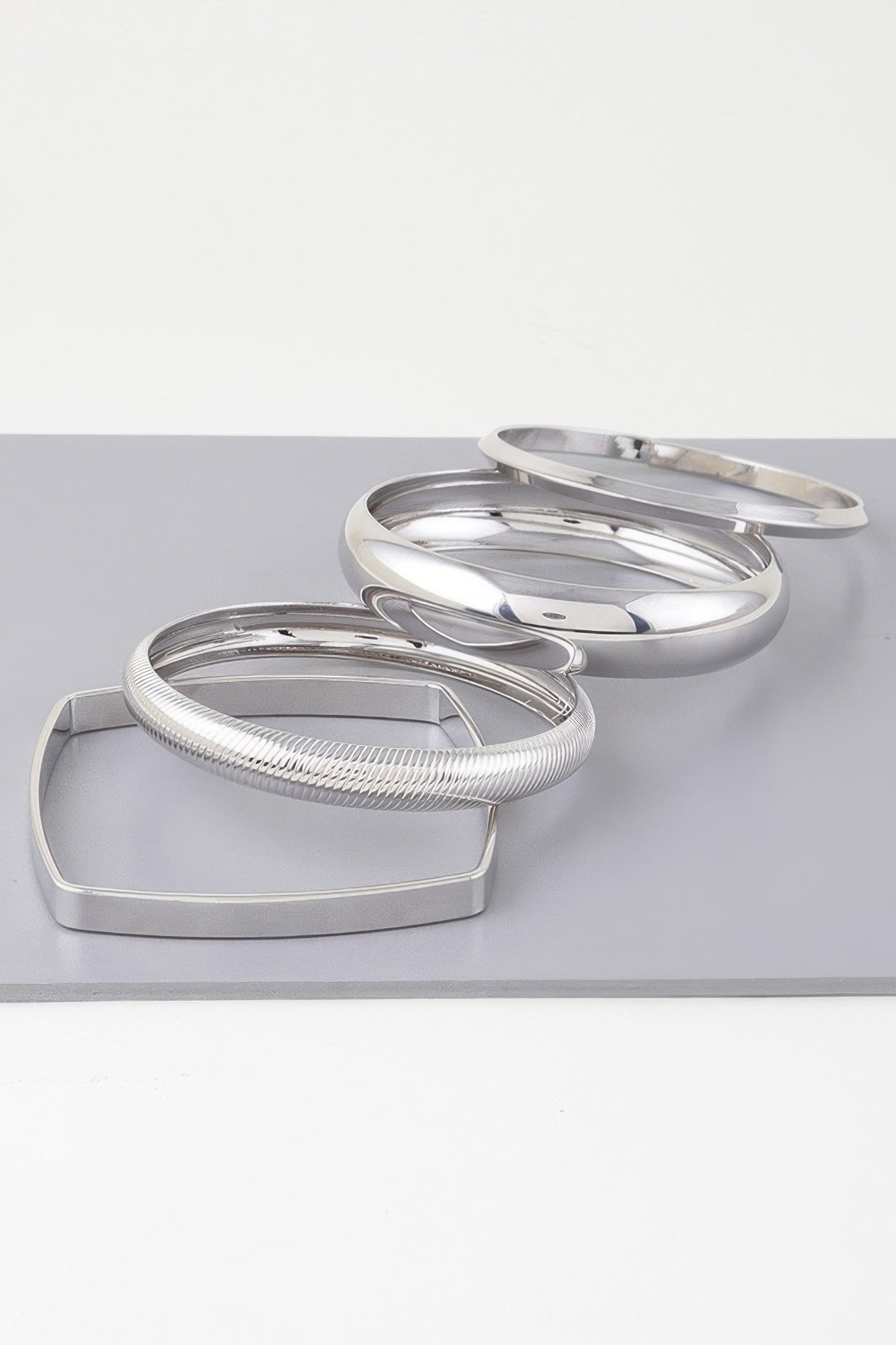 Multi Shiny Silver Layer Bracelet - That Janis Style