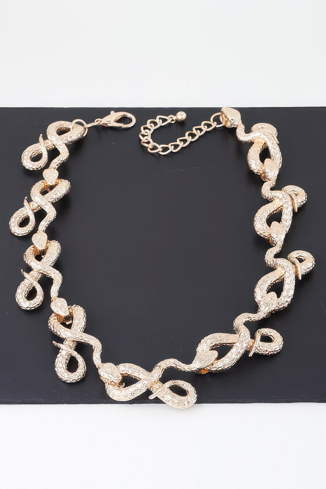 Luxury Snake Loop Necklace - That Janis Style