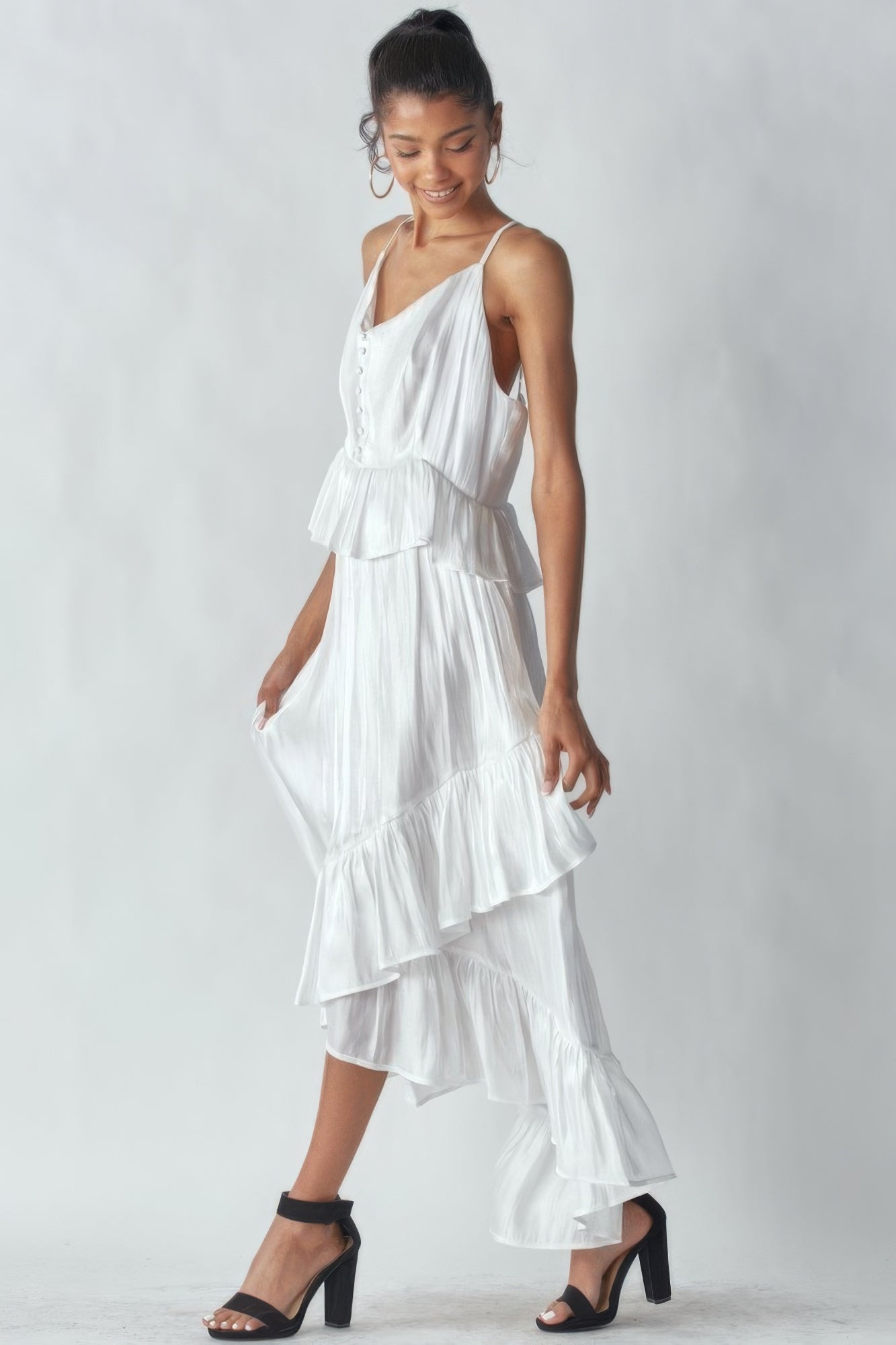 Shimmering Dress With Ruffles - That Janis Style