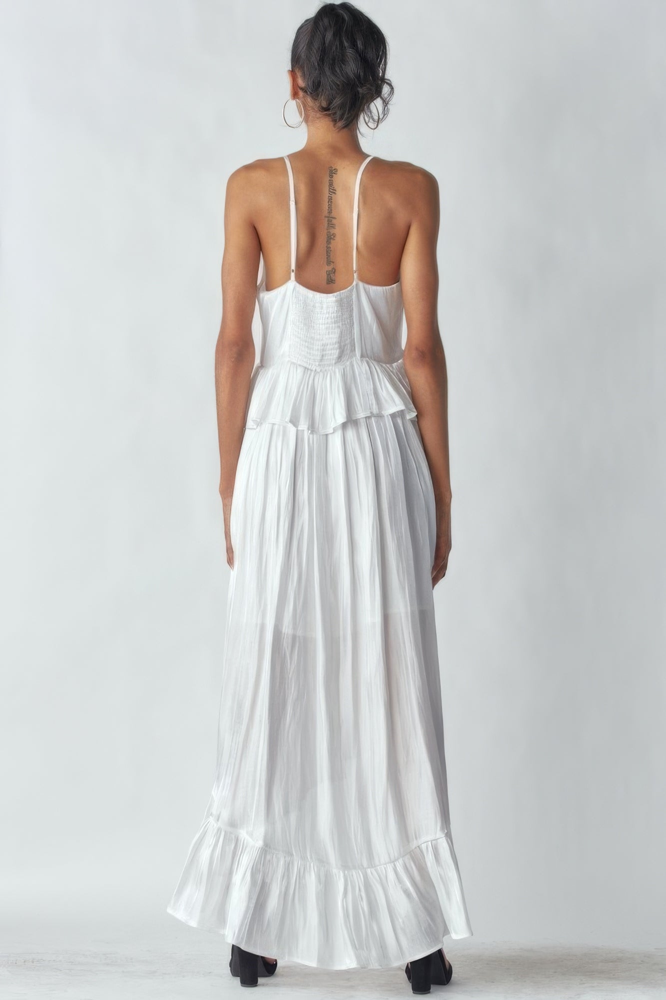 Shimmering Dress With Ruffles - That Janis Style