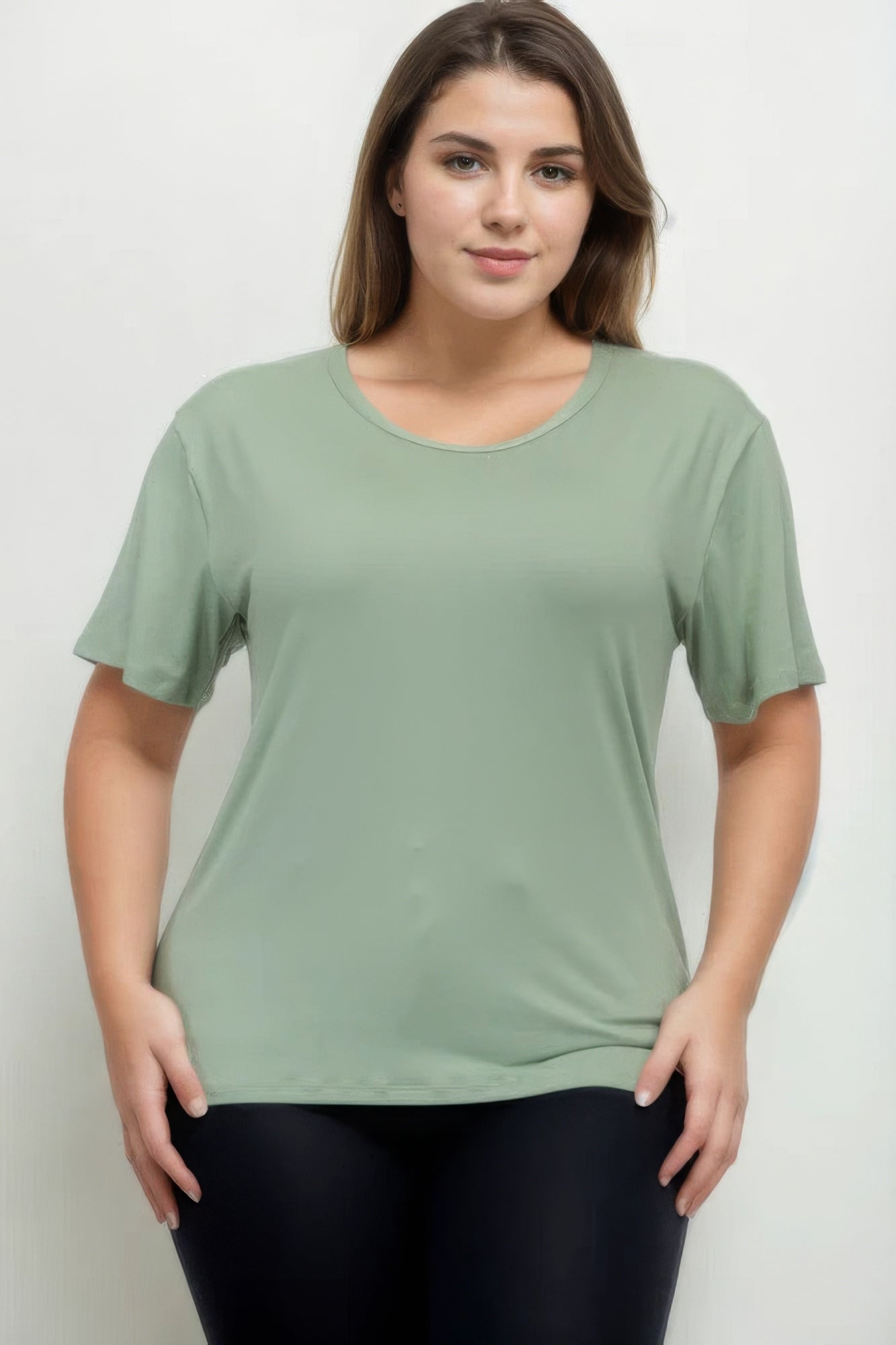 Plus Size Basic Short Sleeve T-shirt - That Janis Style