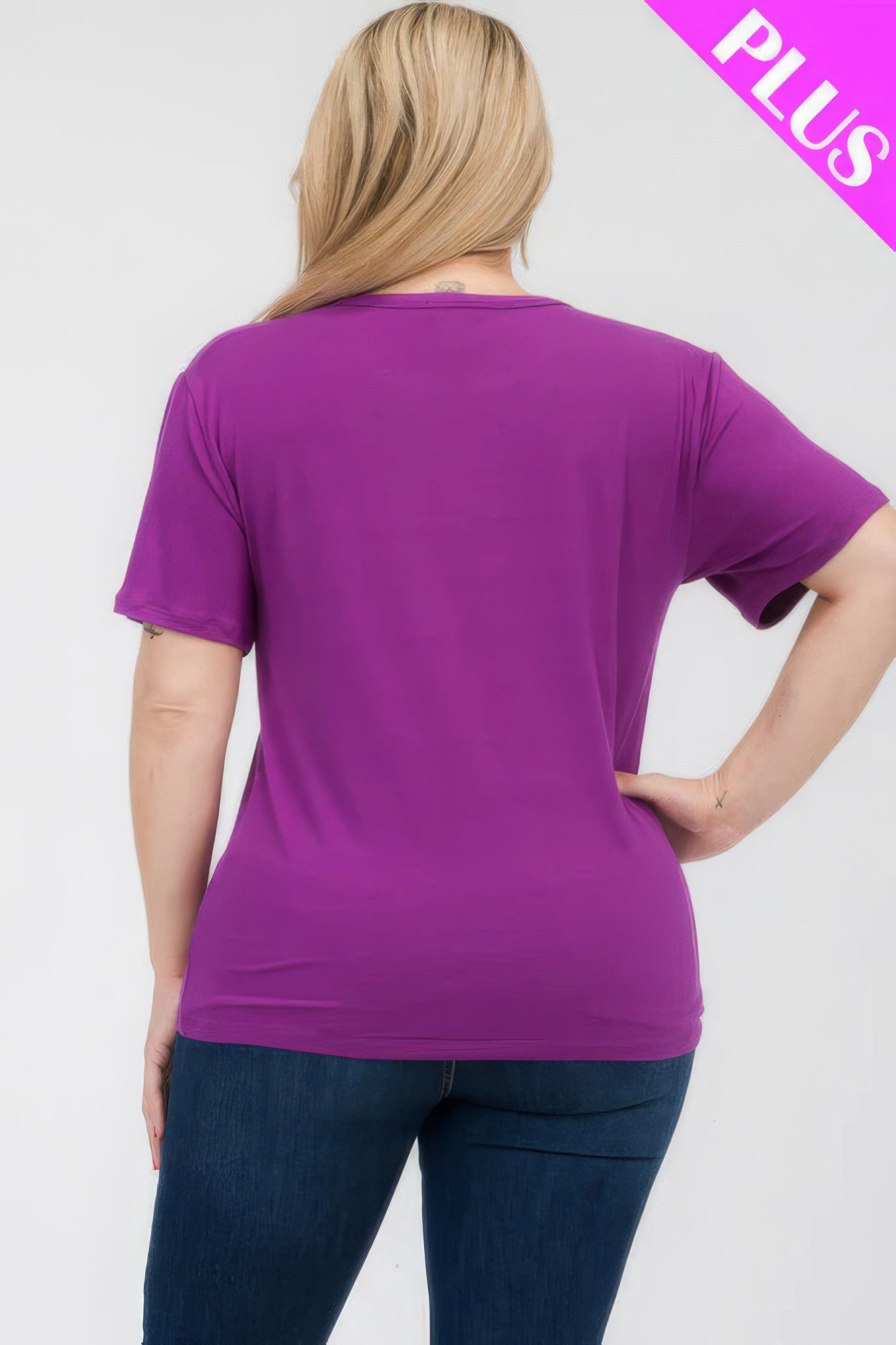 Plus Size Basic Short Sleeve T-shirt - That Janis Style