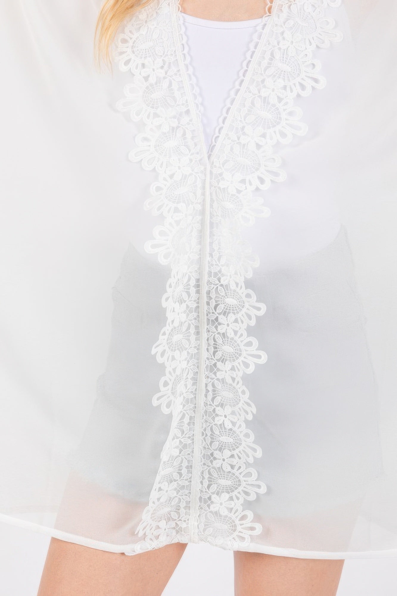 Flower Pattern Trim Detail Poncho - That Janis Style